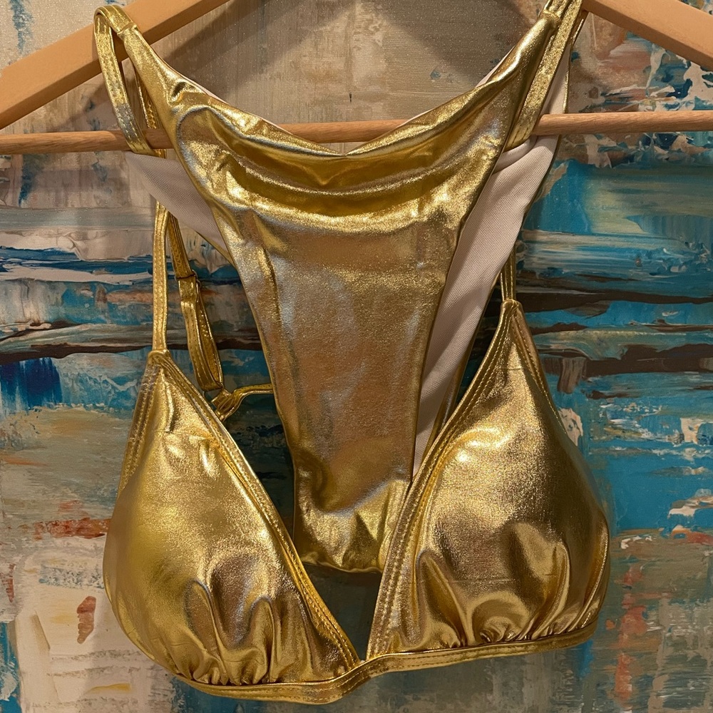 NWT (M) GOLDEN shine gold Brazilian bikini skimpy triangle competition bikini
